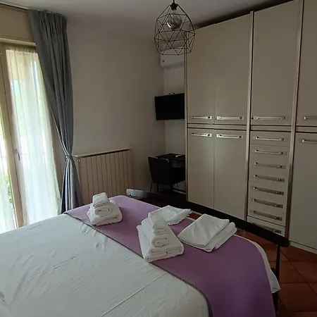 Cosy & Bath & Kitchen Near
