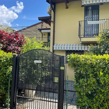 Vakantiehuis A Nest 4 Family