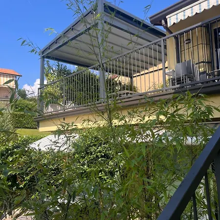 Cosy & Bath & Kitchen Near * Erba
