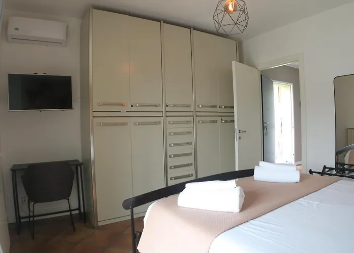A Nest 4 Family Ferienhaus Erba